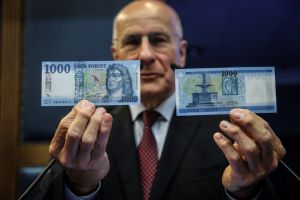 Új ezer forintos bankjegyet vezetnek be csütörtöktől